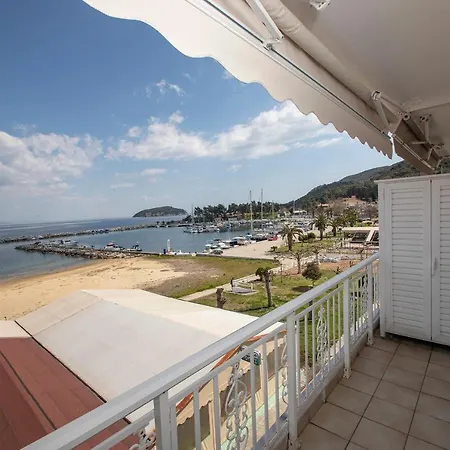 Seaview Apartment